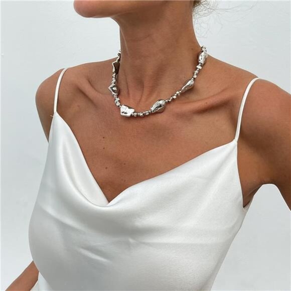 Irregular Choker Necklace | Baroque Pearl - Picture 2 of 5